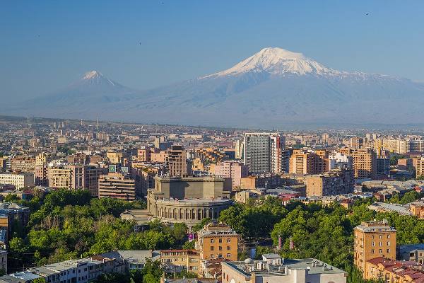 السياحة في يريفان أرمينيا من العراق 2026