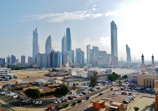 السفر إلى الكويت من العراق 2026
